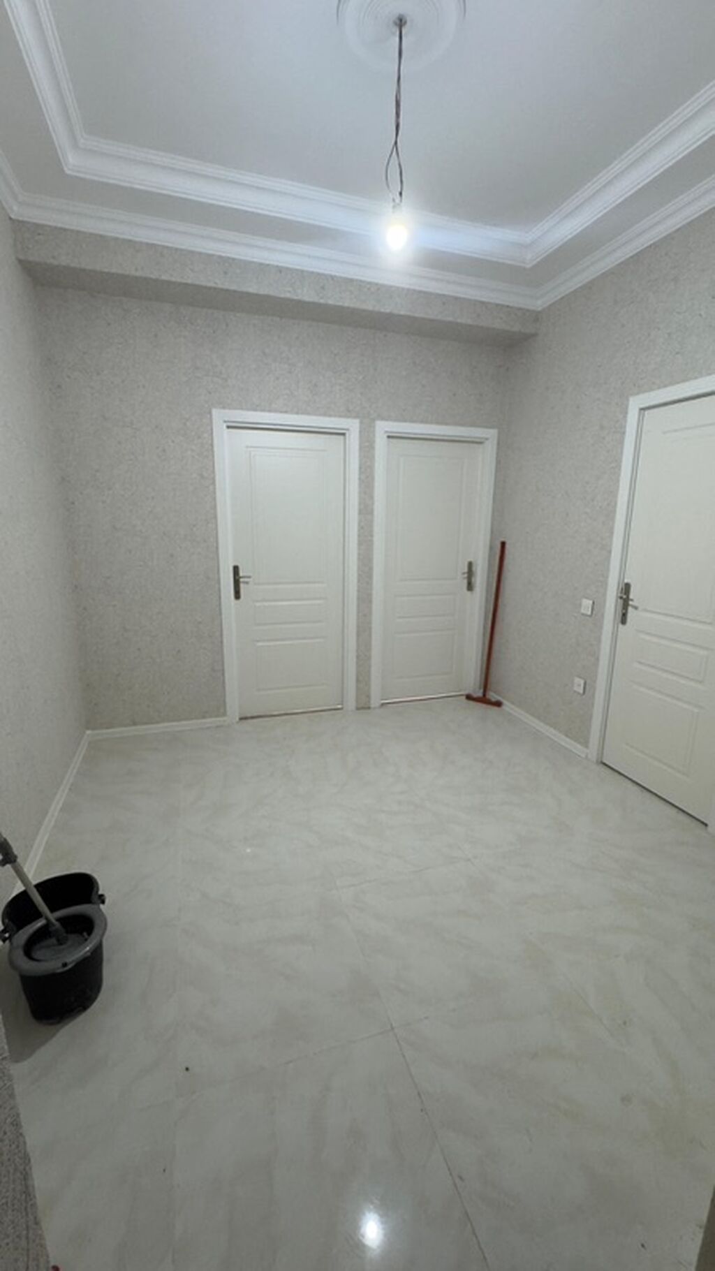 Saray, 3 otaqlı, Köhnə tikili, 69 kv. m