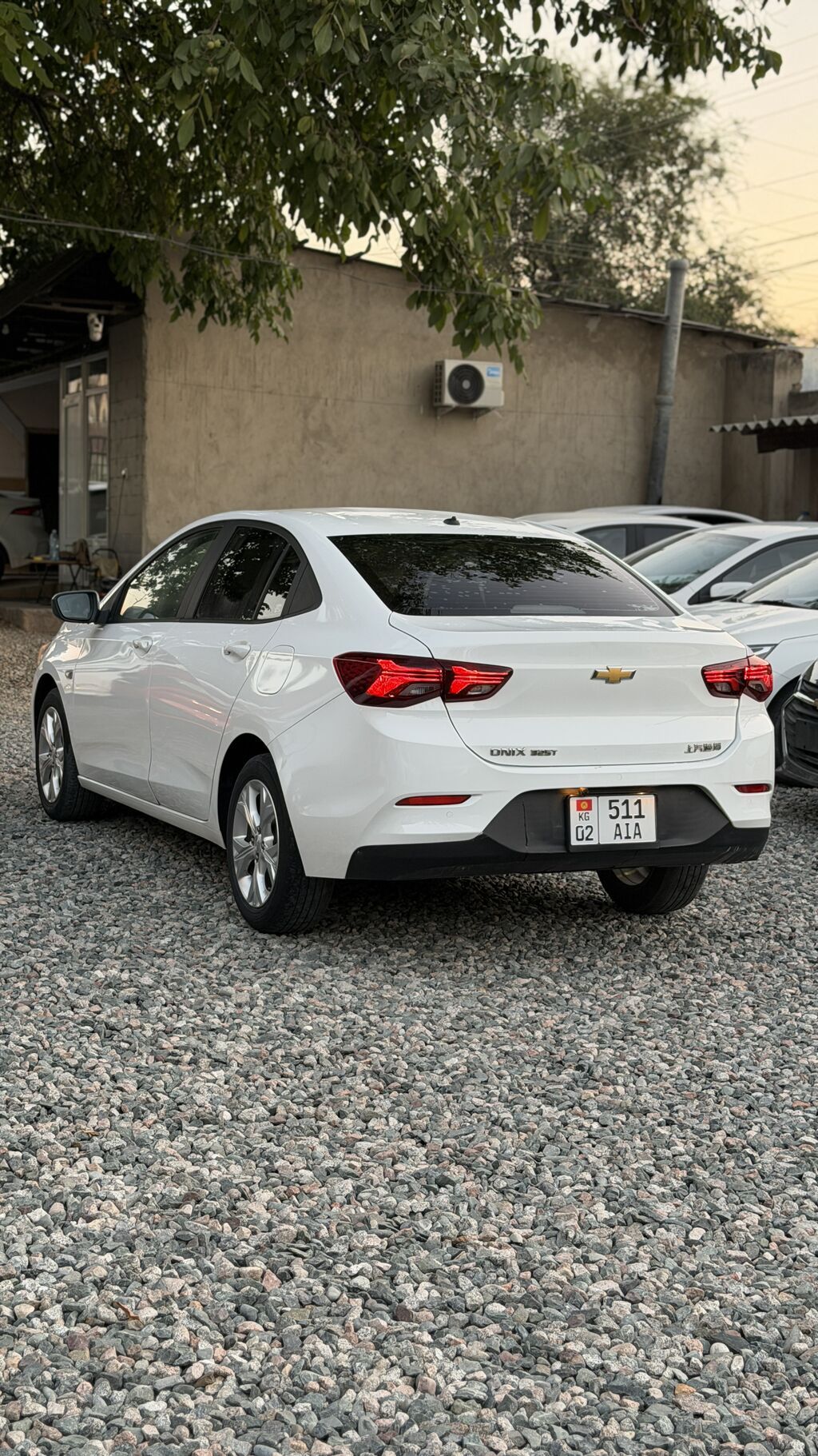 Chevrolet Onix: 2020 г., 1 л, Автомат, Бензин, Седан: фото 4