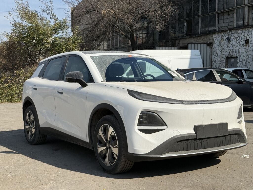 Новый электрокроссовер Changan Qiyuan Q05 2026 Белый кузов /: фото 3