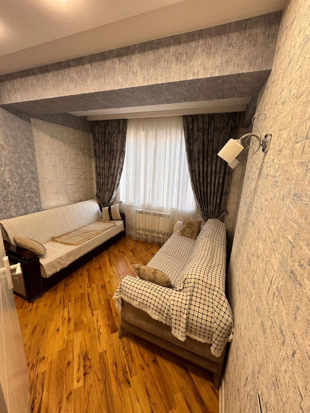 4 otaqlı, Yeni tikili, 135 kv. m