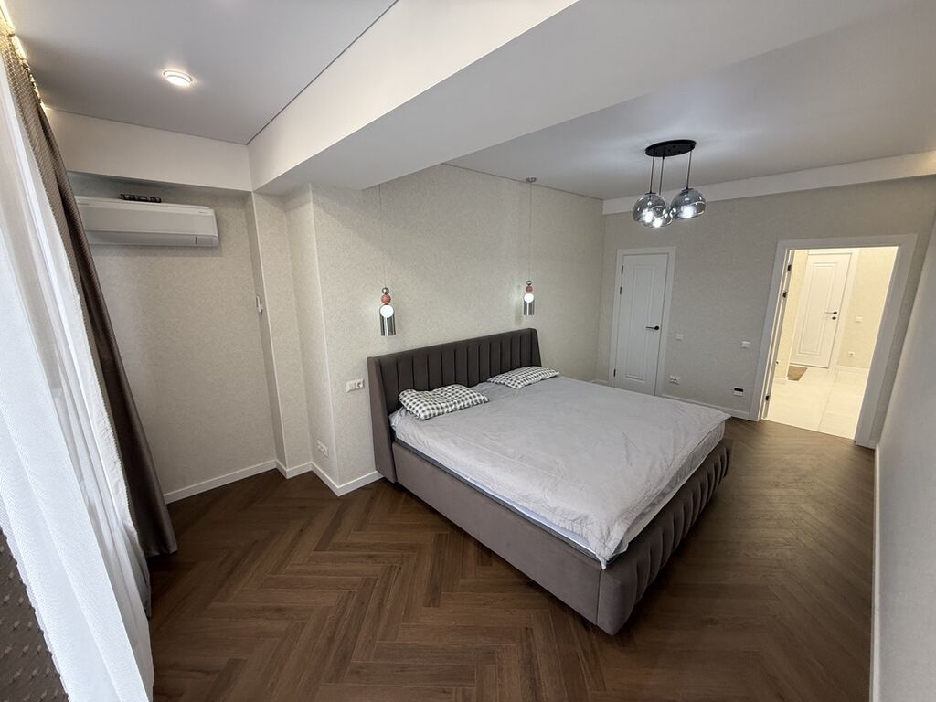 3 комнаты, 105 м², Элитка, 2 этаж, Свежий ремонт: фото 3