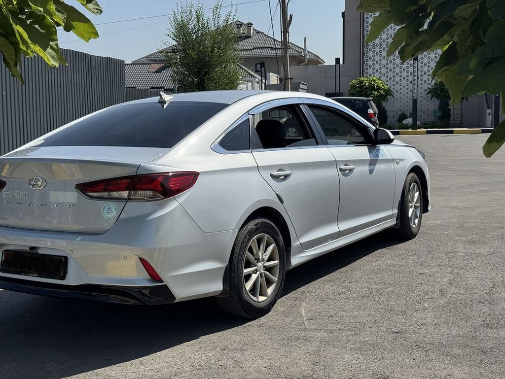 Hyundai Sonata: 2019 г., 2 л, Автомат, Газ, Седан: фото 7