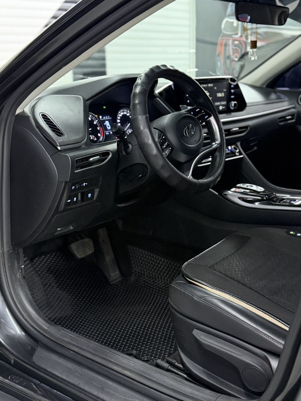 Hyundai Sonata: 2020 г., 2 л, Автомат, Газ, Седан: фото 8