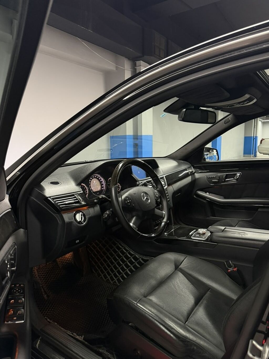 Mercedes-Benz E-Class: 2010 г., 3.5 л, Автомат, Бензин, Седан: фото 6