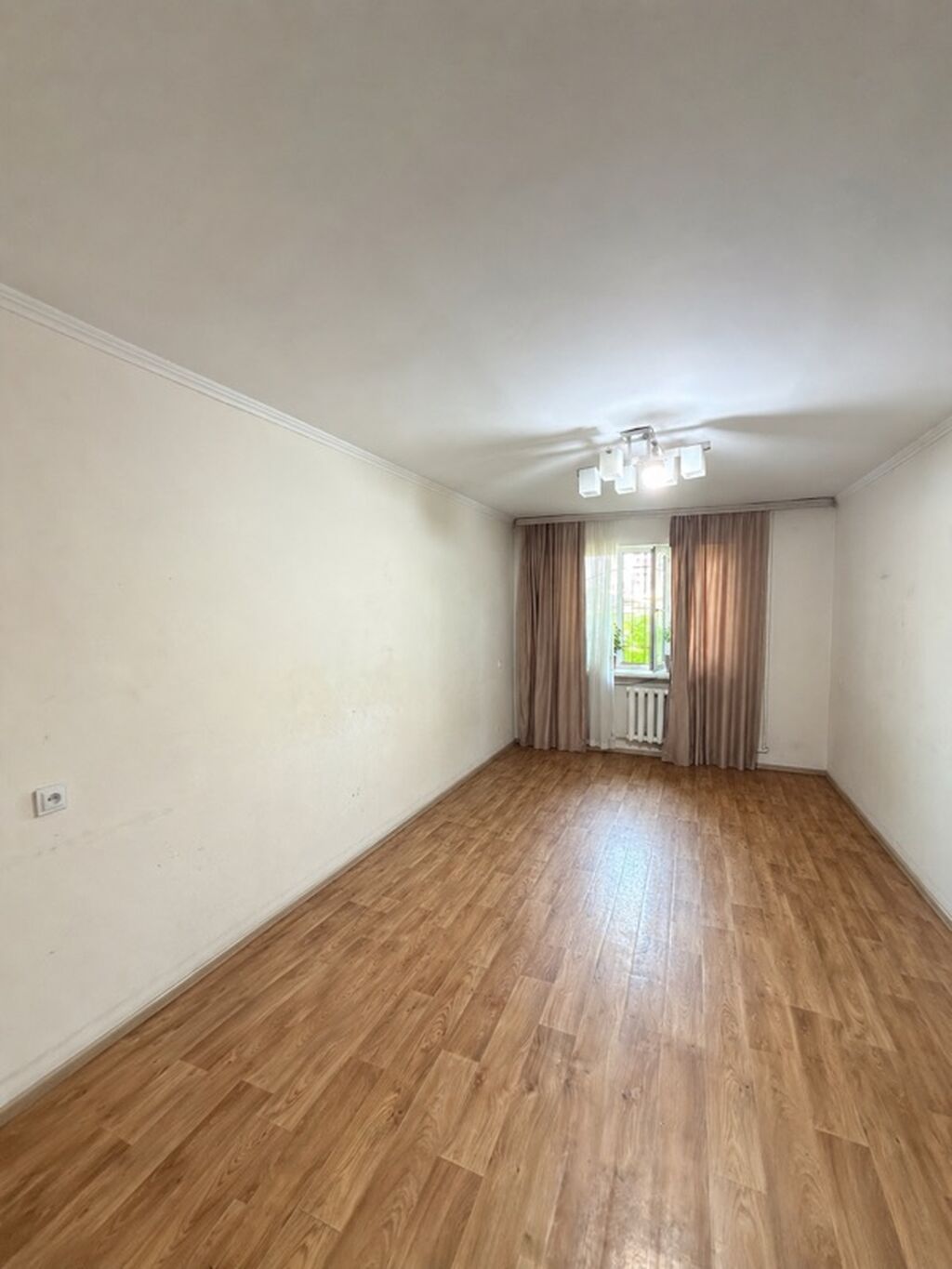 3 комнаты, 63 м², Азия Молл 104 серия, 1 этаж, Косметический ремонт: фото 4