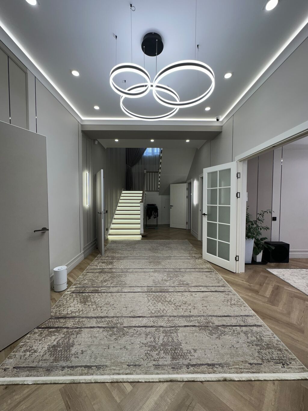 270 м², 6 комнат и более, Молодая Гвардия, Без подселения: фото 3