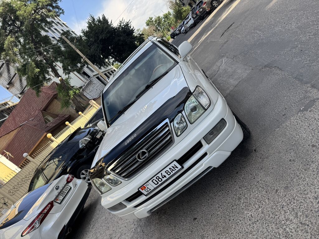 Lexus LX: 2004 г., 4.7 л, Автомат, Газ, Внедорожник: фото 2