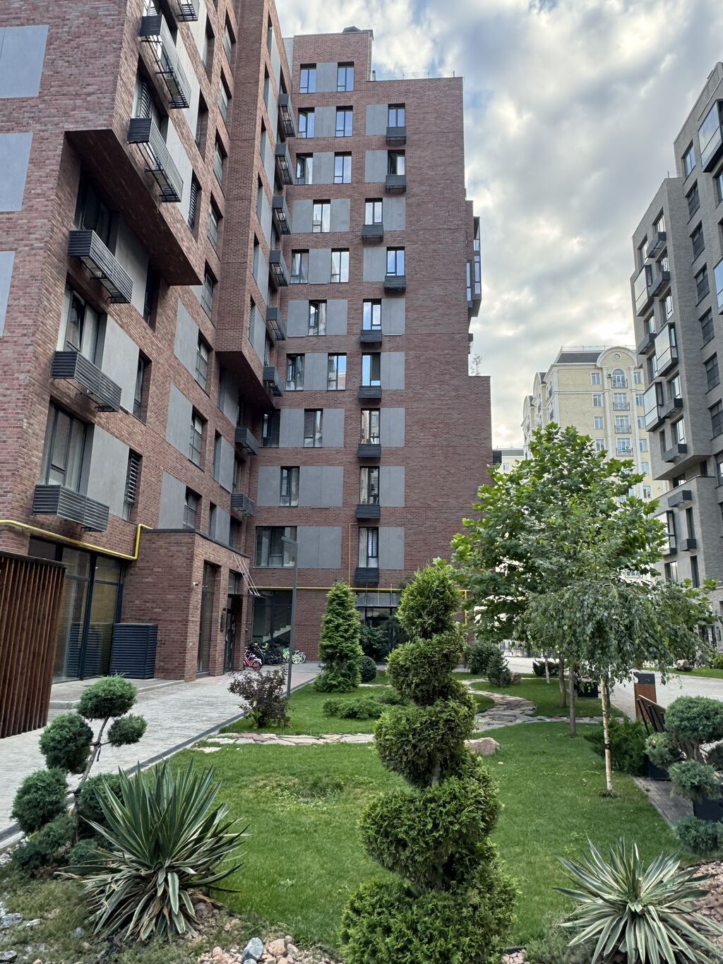 3 комнаты, 90 м², Асанбай мкр Индивидуалка, 7 этаж, Дизайнерский ремонт: фото 4