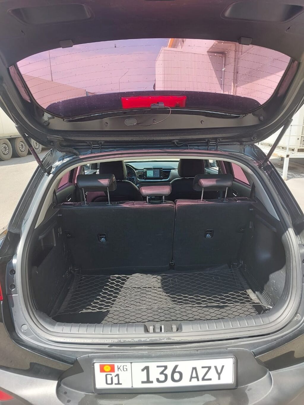 Kia Stonic: 2018 г., 1.6 л, Автомат, Дизель, Кроссовер: фото 8