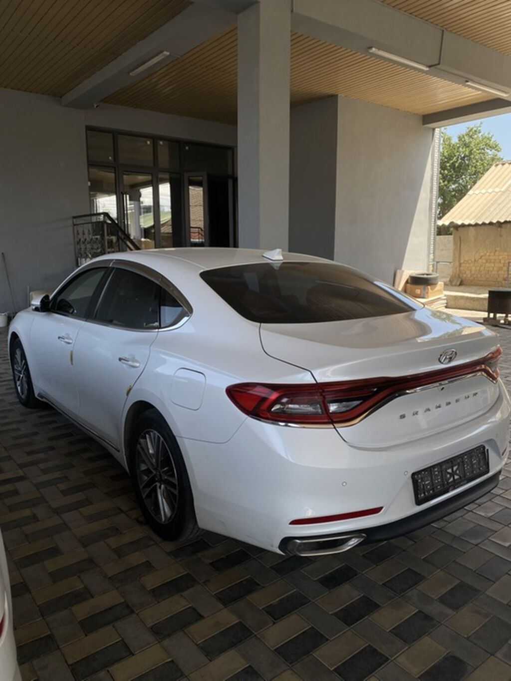 Hyundai Grandeur: 2019 г., 3 л, Автомат, Газ, Седан: фото 3