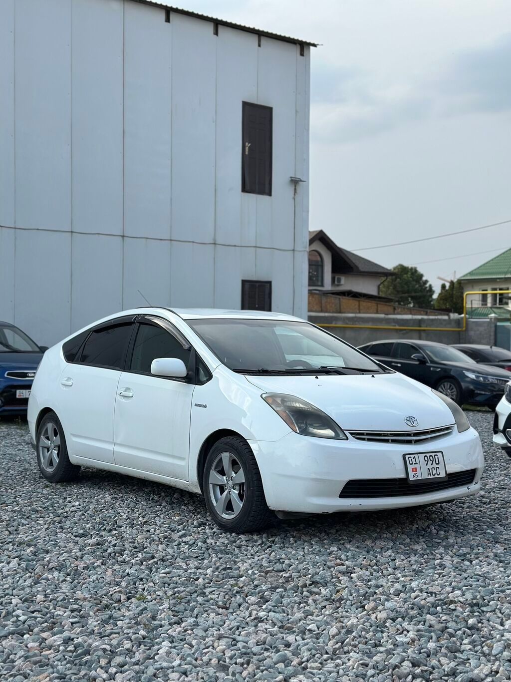 Toyota Prius: 2007 г., 1.5 л, Автомат, Гибрид, Хэтчбэк: фото 2