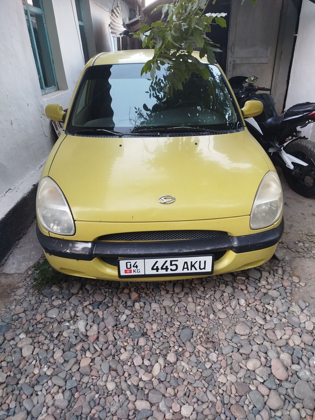 Daihatsu Sirion: 1999 г., 1 л, Механика, Бензин, Хэтчбэк: фото 3