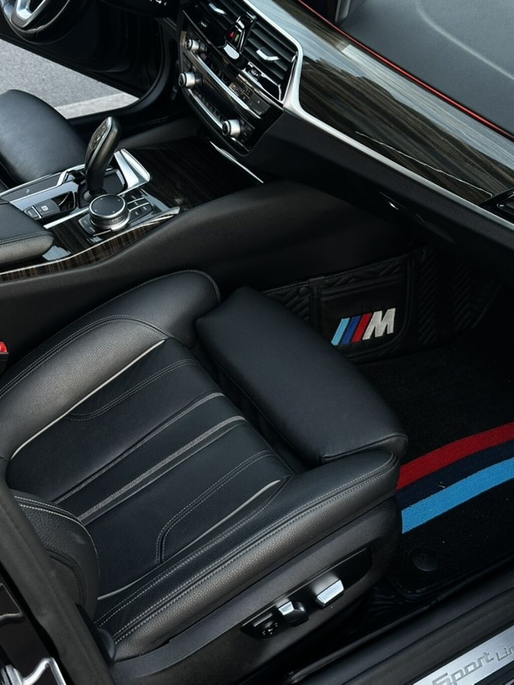 BMW 530: 2019 г., 2 л, Автомат, Бензин, Седан: фото 8