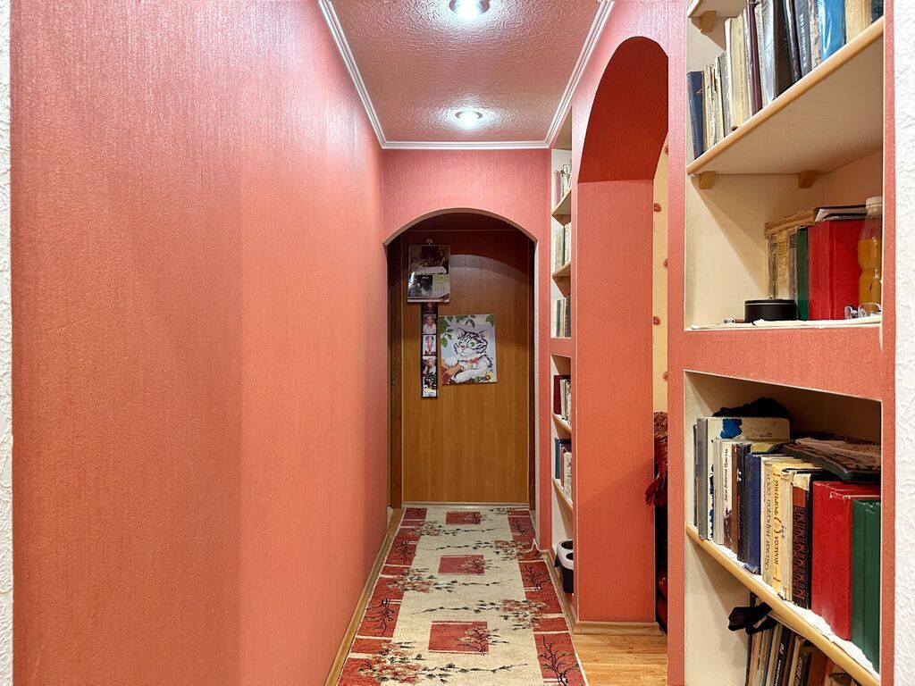 3 комнаты, 58 м², 1000 мелочей 104 серия, 2 этаж, Старый ремонт: фото 8