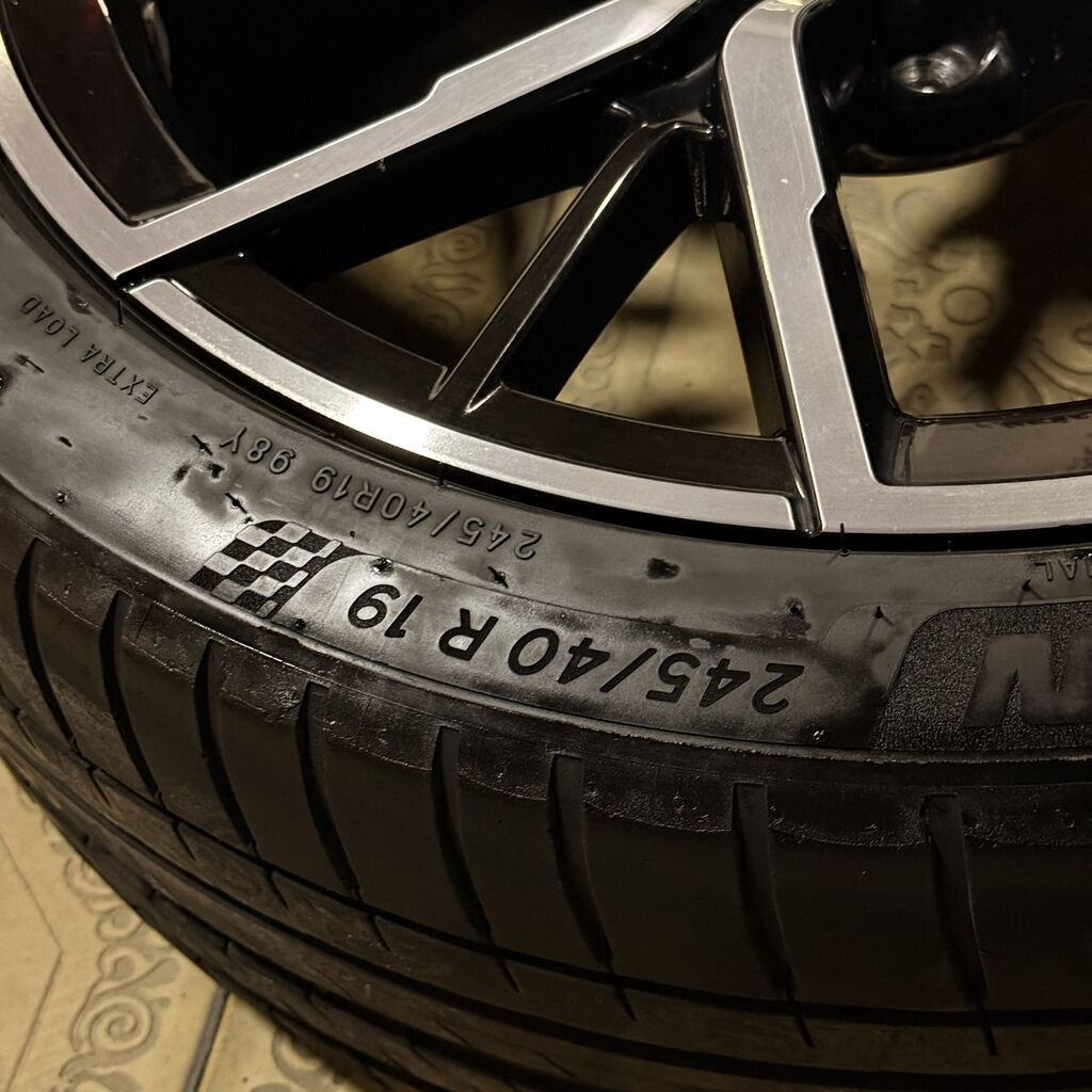 Колеса в сборе 275 / 35 / R 19, Лето, Б/у, Комплект, Легковые, Литые, отверстий - 5: фото 4