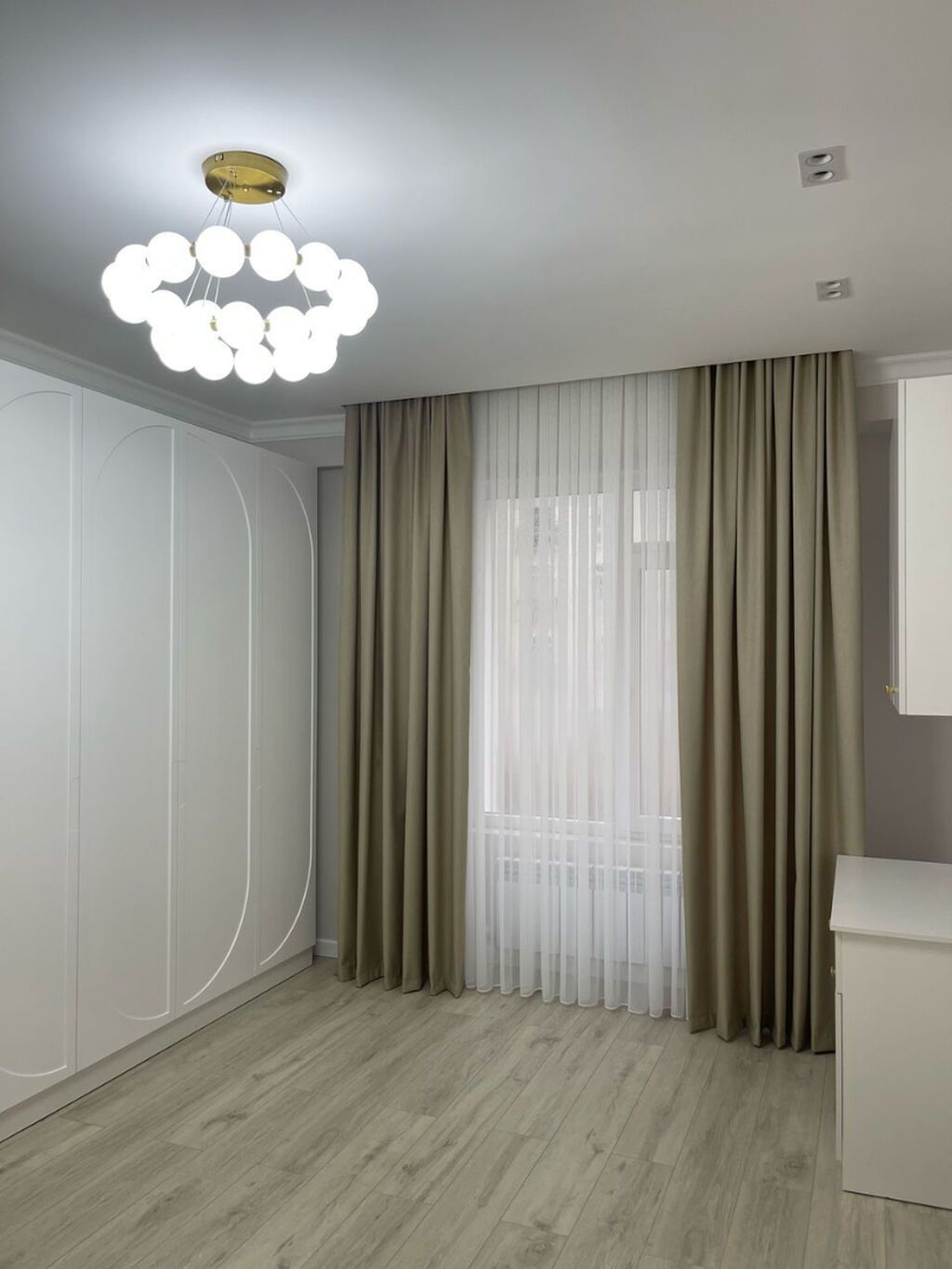 3 комнаты, 90 м², Асанбай мкр Элитка, 3 этаж, Дизайнерский ремонт: фото 2