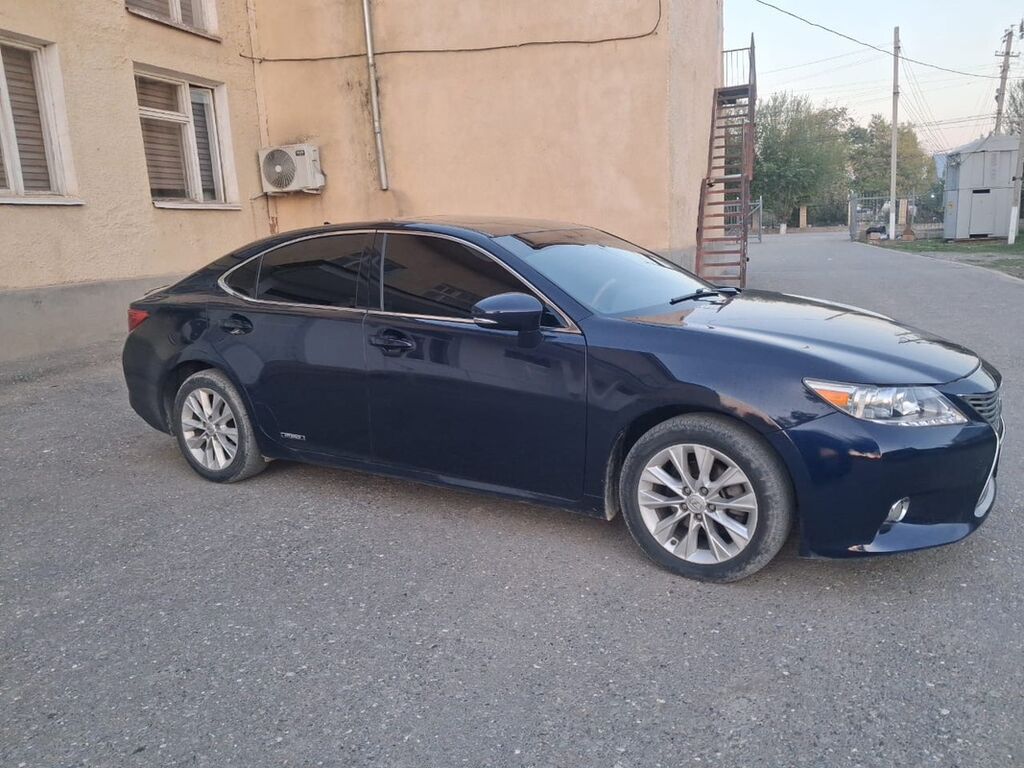 Lexus ES: 2013 г., 2.5 л, Гибрид, Седан: фото 3