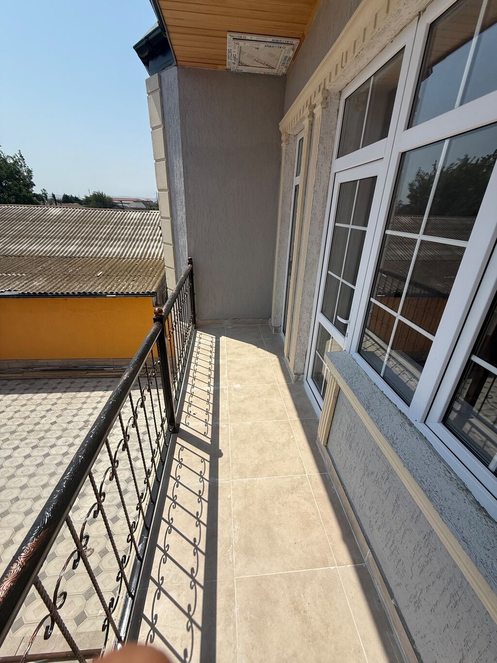 5 otaqlı, 180 kv. m, Yeni təmirli