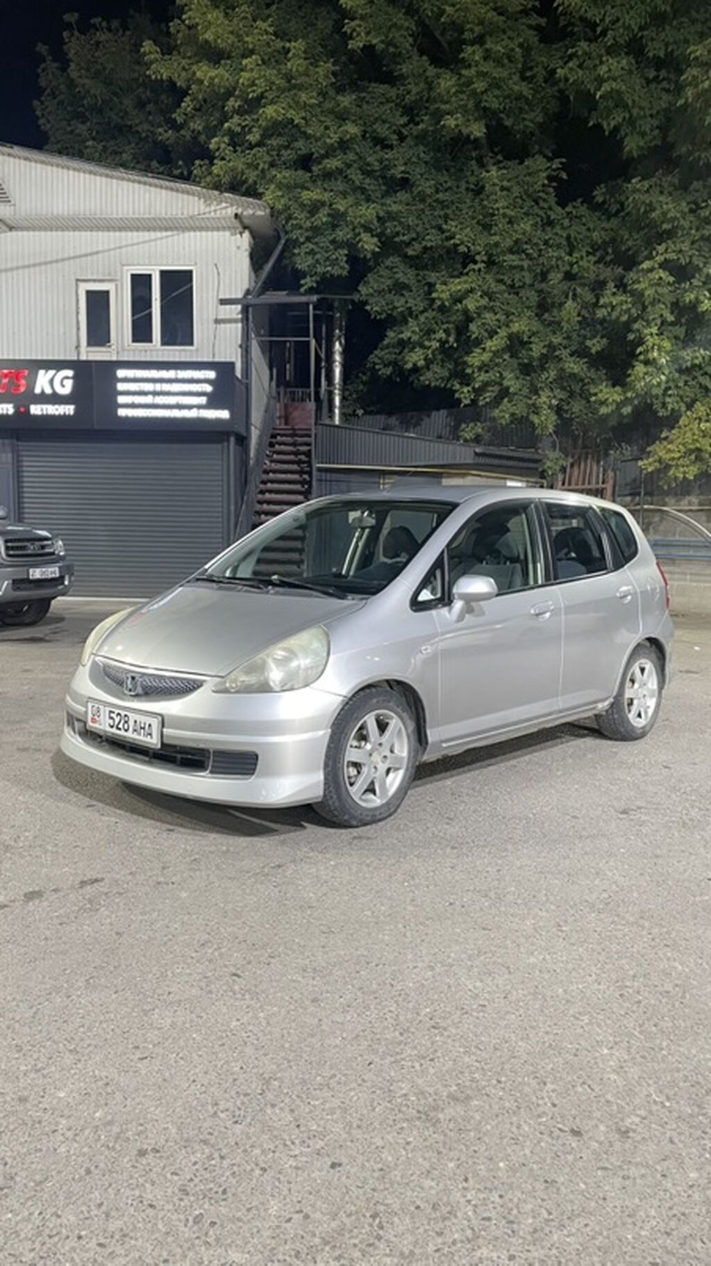 Honda Fit: 2007 г., 1.3 л, Механика, Бензин, Хэтчбэк: фото 4