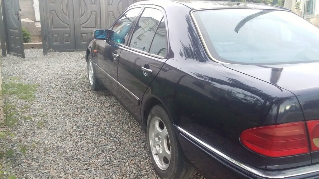 Mercedes-Benz E-Class: 1996 г., 3.2 л, Автомат, Бензин, Седан: фото 5