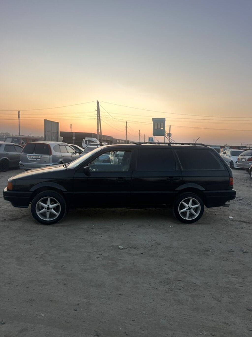 Volkswagen Passat Variant: 1991 г., 1.8 л, Механика, Бензин, Универсал: фото 5
