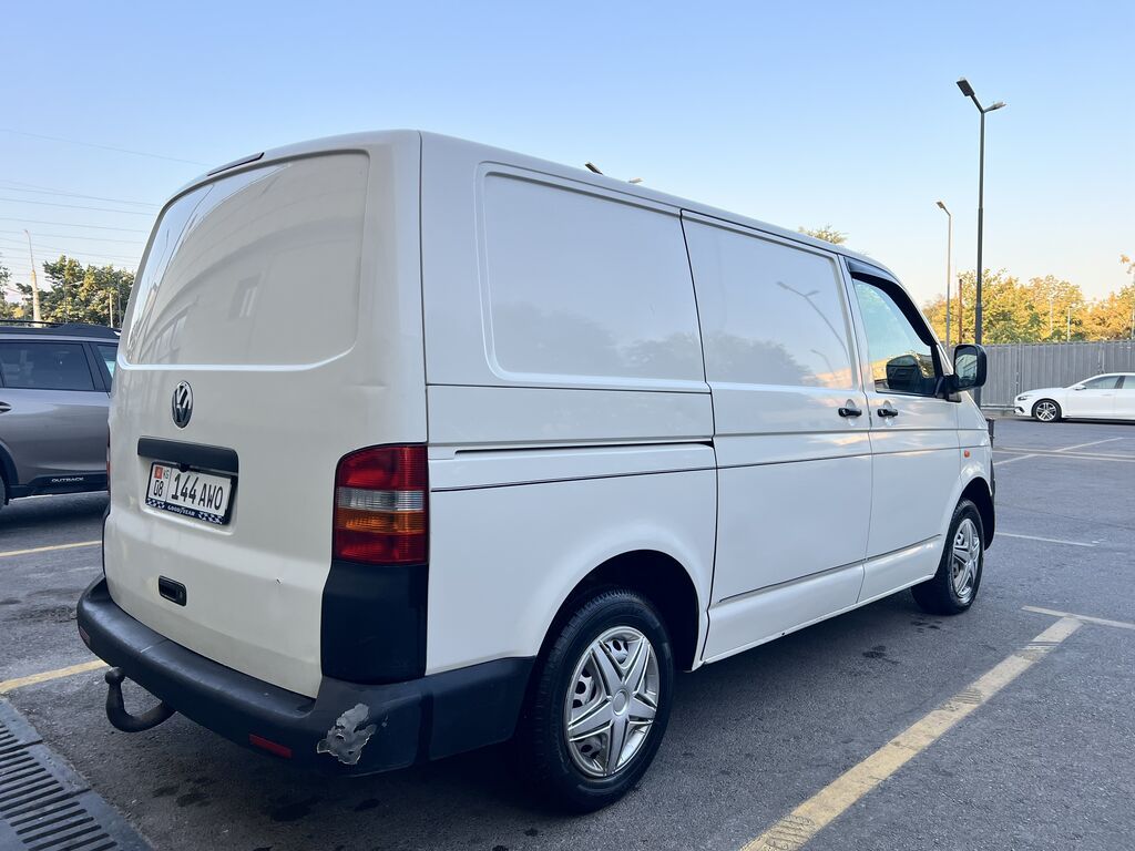 Volkswagen Transporter: 2007 г., 1.9 л, Механика, Дизель, Бус: фото 6