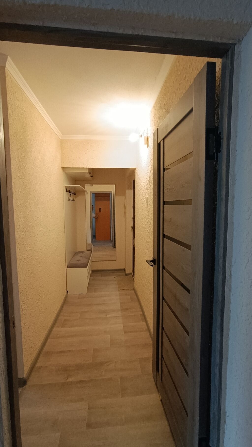 Сдаю 1 к. кв на долгий срок 8 мкр, 4/4, 104 серия, с ремонтом. Рядом: фото 7