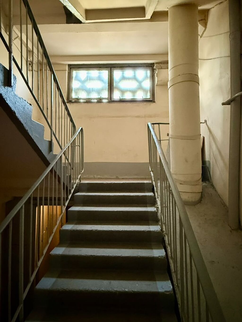 1 комната, 35 м², ул. Боконбаева / Гоголя 105 серия, 9 этаж: фото 2