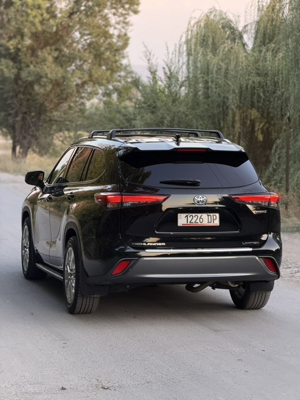 Toyota Highlander: 2020 г., 2.5 л, Автомат, Гибрид, Кроссовер: фото 2