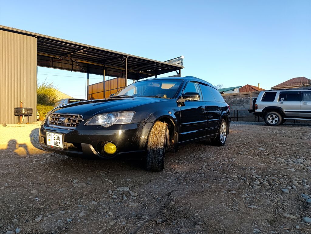Subaru Outback: 2004 г., 3 л, Автомат, Бензин, Универсал: фото 2