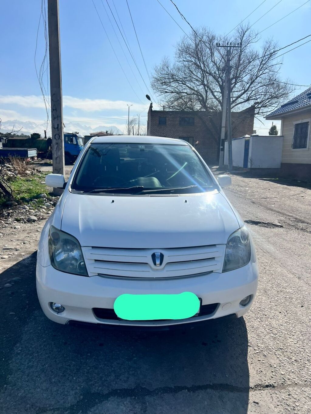 Toyota Ist: 2003 г., 1.5 л, Автомат, Бензин, Хэтчбэк: фото 2