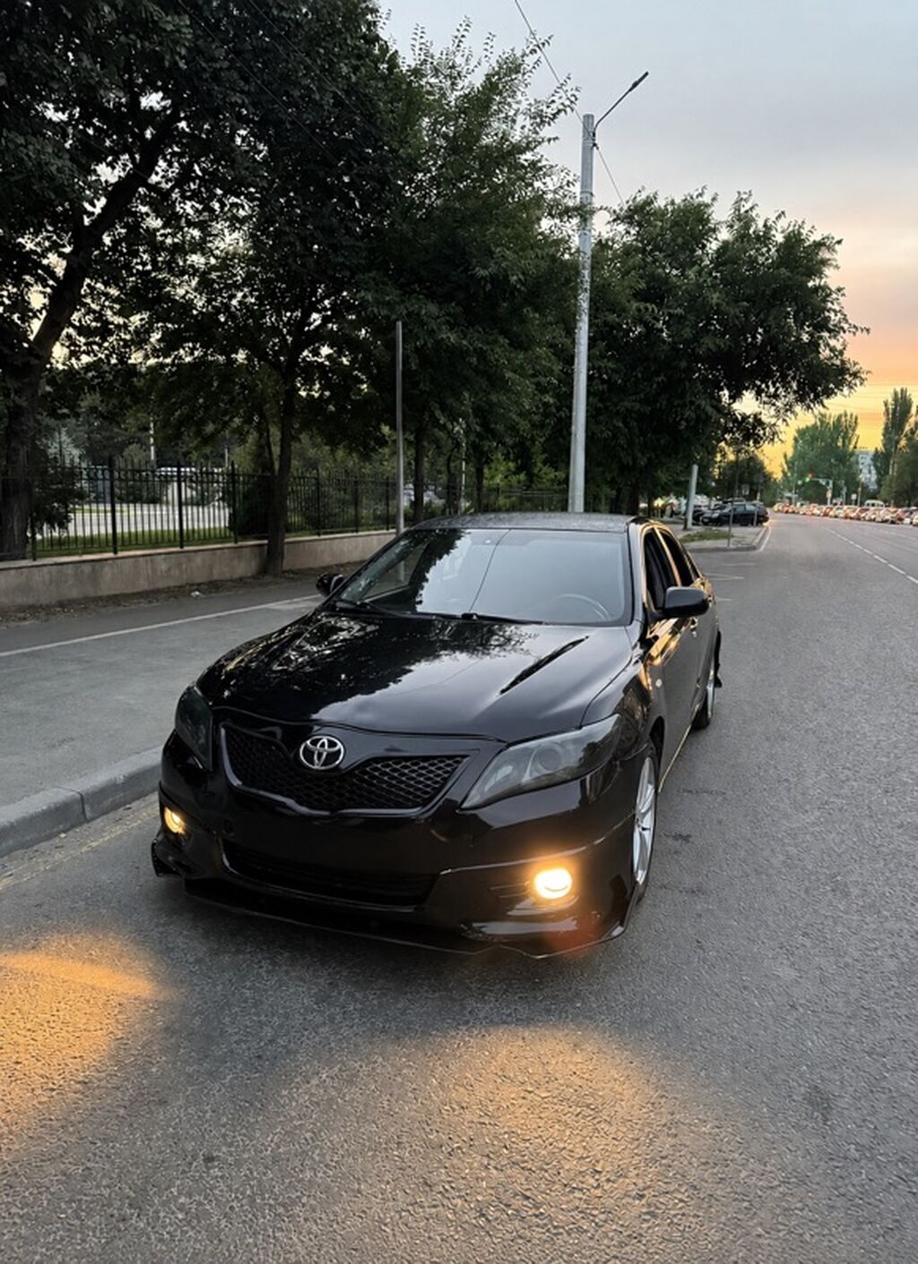 Toyota Camry 2006 г., 3.5 л, автомат, черный: фото 2