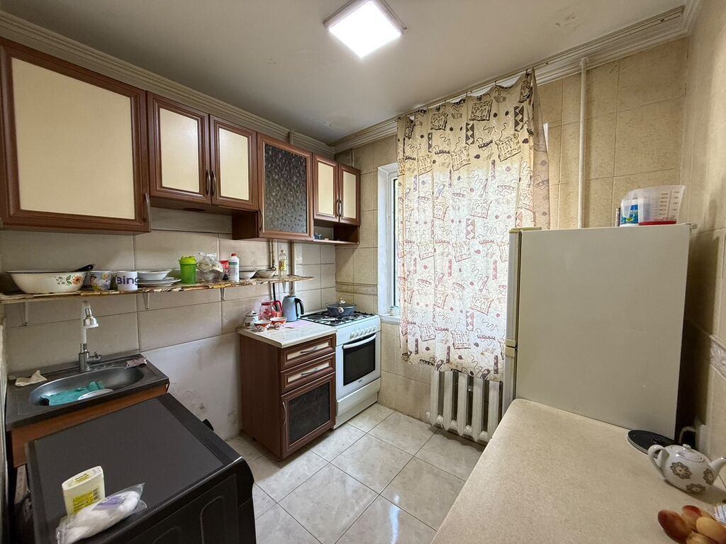 Продается 3 х ком кВ в центре Бишкека по ул . Советская( Байтик: фото 5
