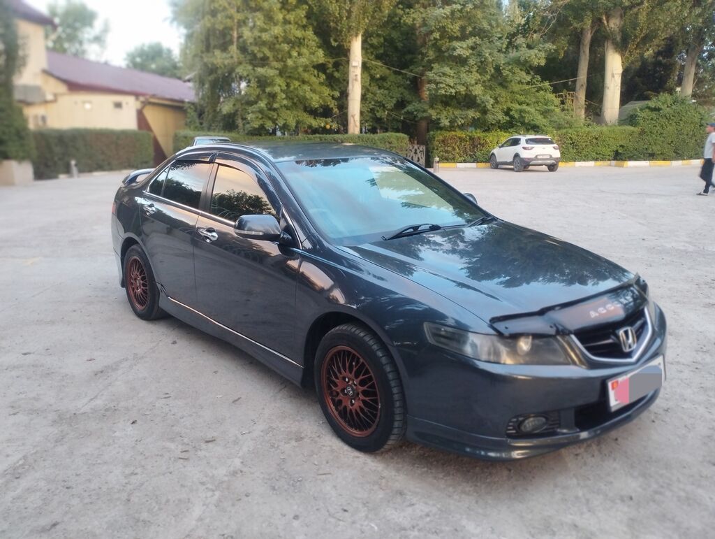 Honda Accord: 2003 г., 2 л, Автомат, Бензин, Седан — фото 3