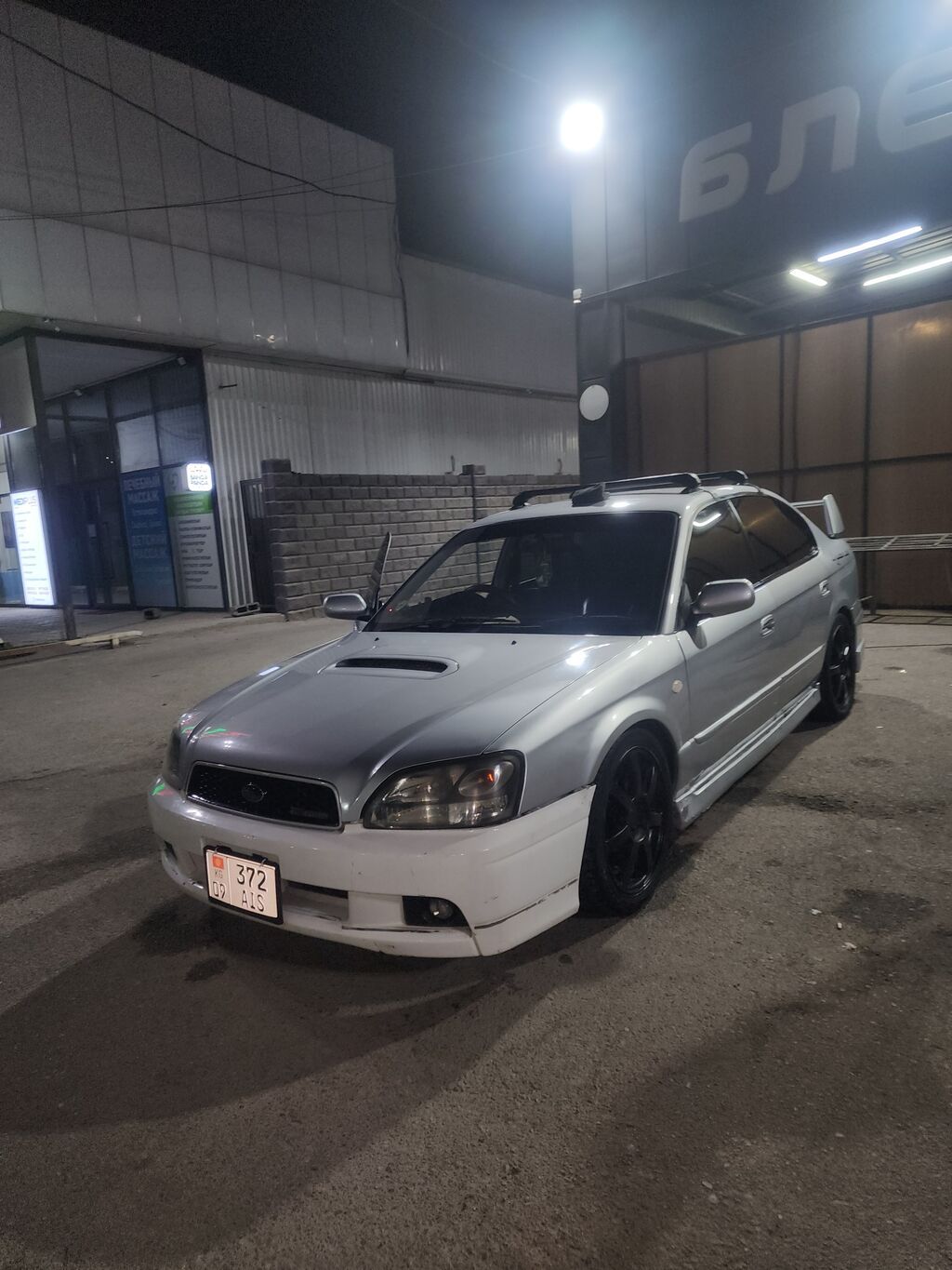 Subaru Legacy: 2002 г., 3 л, Автомат, Бензин, Седан: фото 3