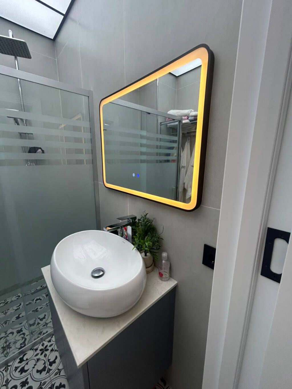 İcarəyə verilir 2 otaqlı yeni tikili 55 m², Buzovna q. "Delmar