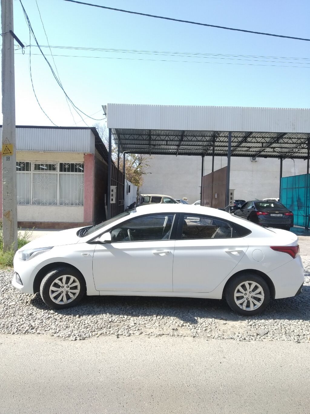 Hyundai Solaris: 2017 г., 1.4 л, Механика, Бензин, Седан: фото 1
