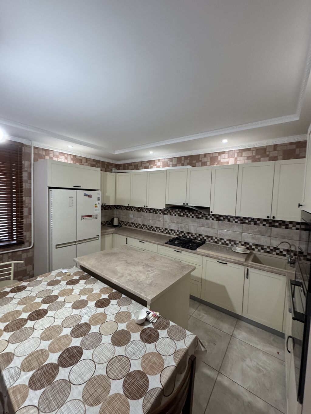 160 м², 4 комнаты, Арча-Бешик ж/м, Без животных: фото 2