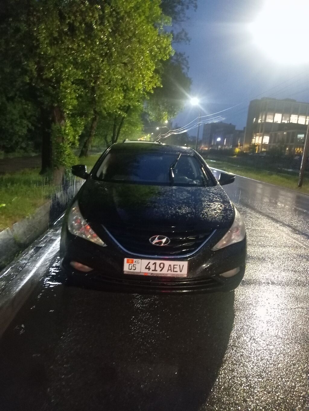 Hyundai Sonata: 2011 г., 2 л, Автомат, Бензин, Седан: фото 3