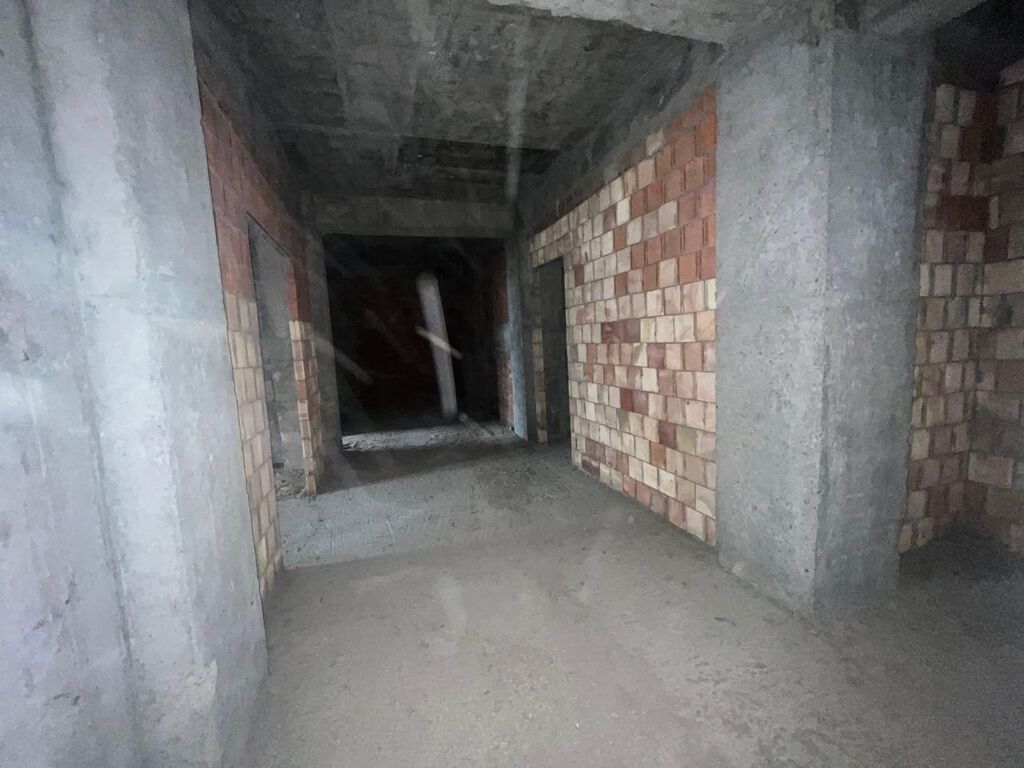 3 otaqlı, Yeni tikili, 184 kv. m