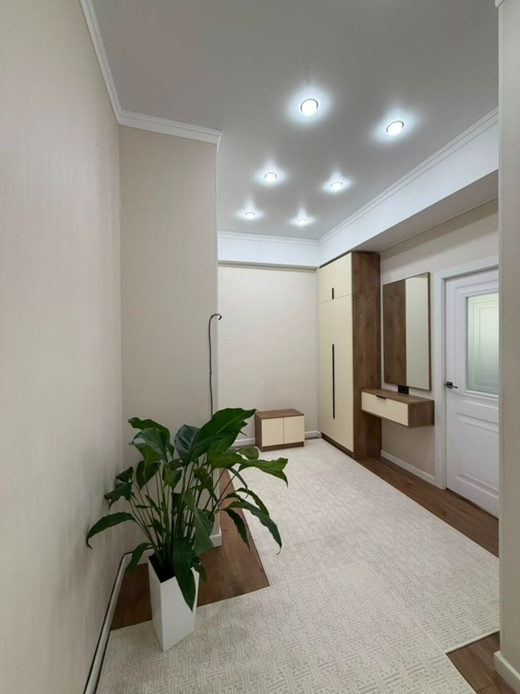 2 комнаты, 55 м², Элитка, 13 этаж, Дизайнерский ремонт — фото 2