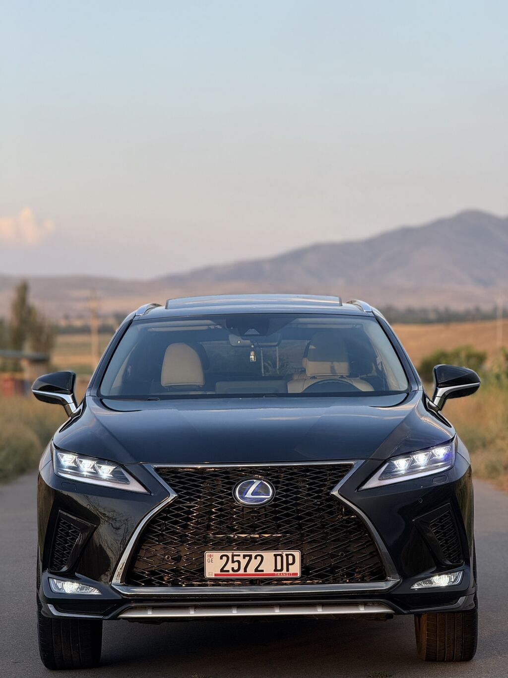Lexus RX: 2020 г., 3.5 л, Автомат, Гибрид, Кроссовер: фото 3