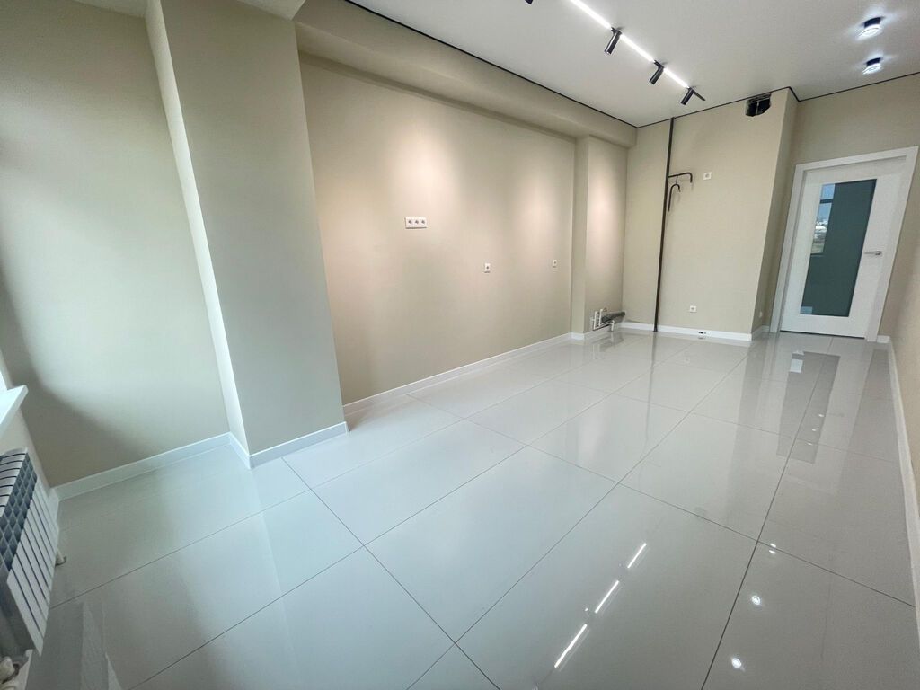 2 комнаты, 60 м², Ак-Кеме (старый аэропорт) Элитка, 9 этаж, Косметический ремонт: фото 1