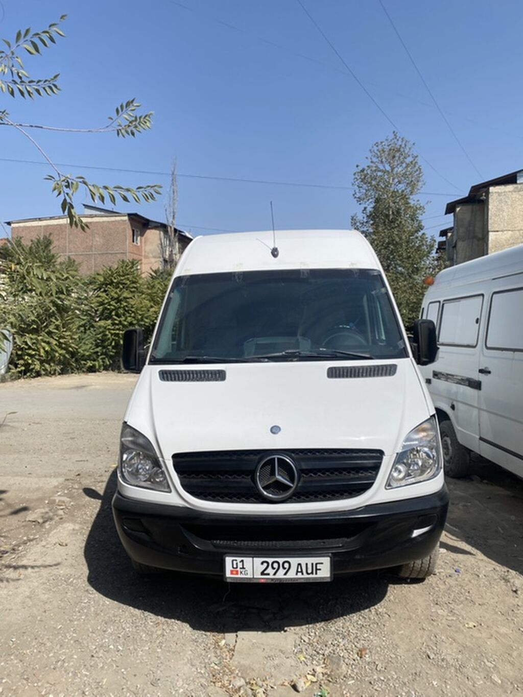 Mercedes-Benz Sprinter, белый фургон высокой и удлинённой версии: фото 1