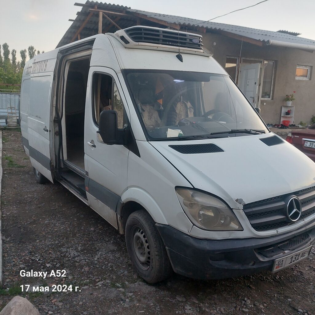 Грузовой такси холодильник,длина 5,5 метров высота: Договорная ᐈ Портер,  грузовые перевозки | Ленинское | 34031319 ➤ lalafo.kg