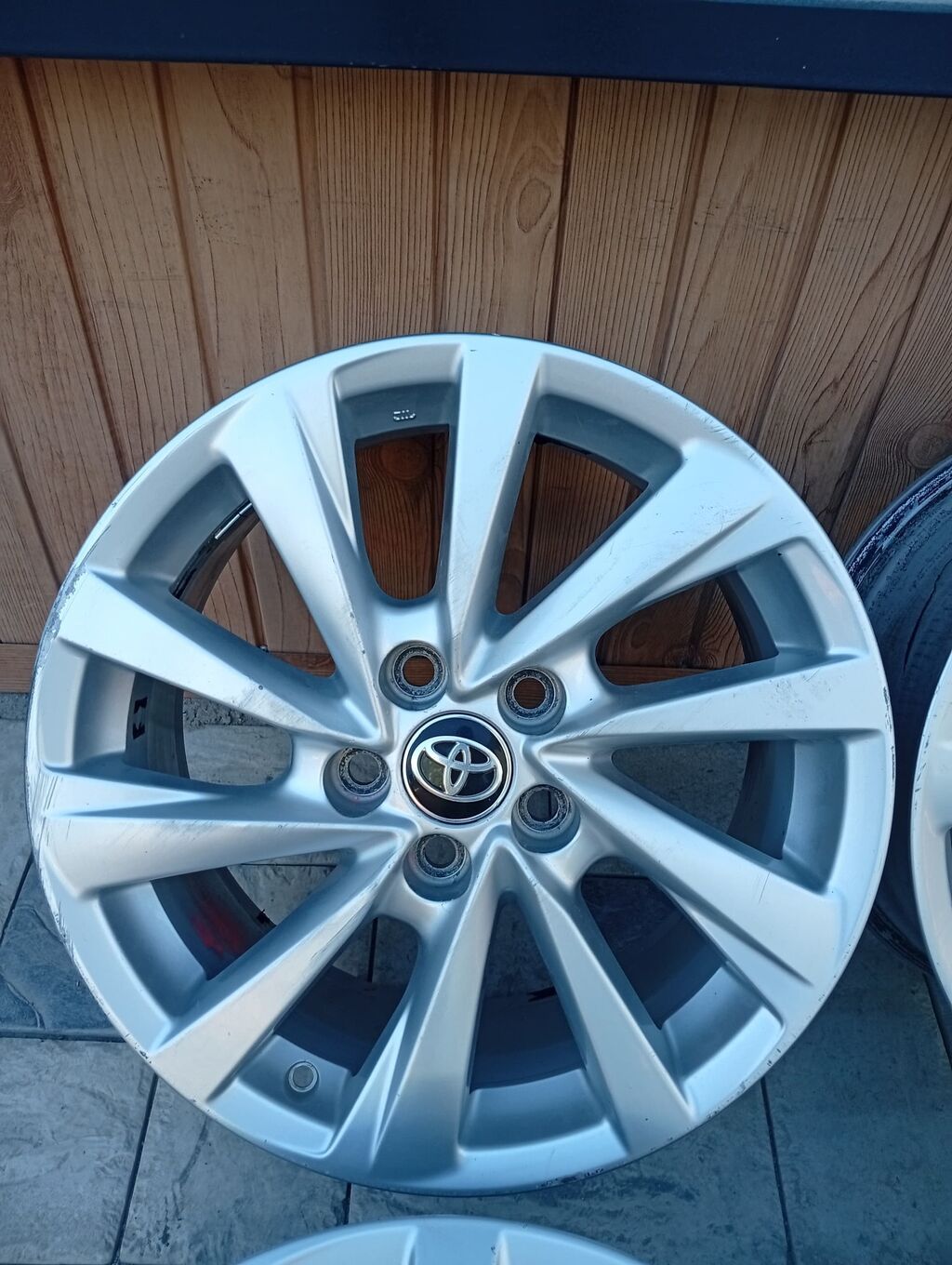 Литые Диски R 17 Toyota, Комплект, отверстий - 5, Б/у: фото 2
