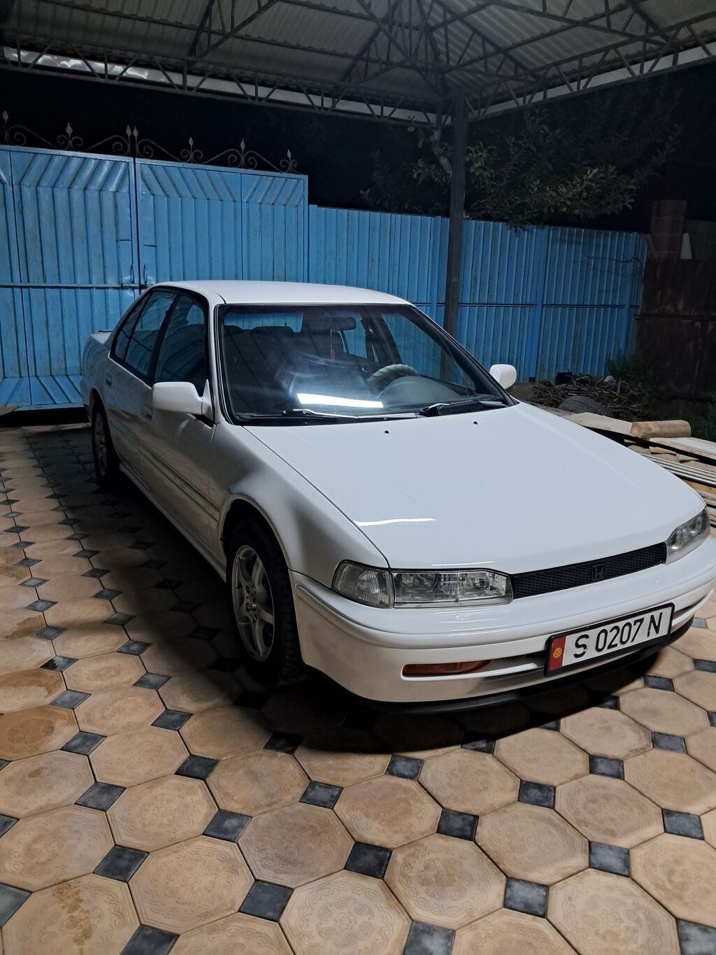 Honda Accord: 1992 г., Бензин, Седан: фото 5