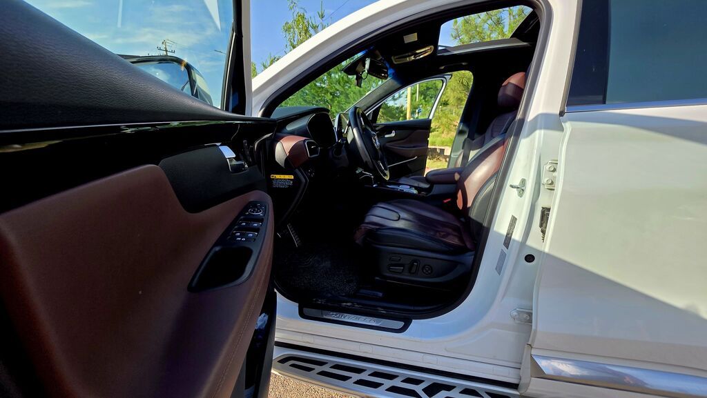 Hyundai Santa Fe: 2019 г., 2 л, Автомат, Бензин, Кроссовер: фото 3