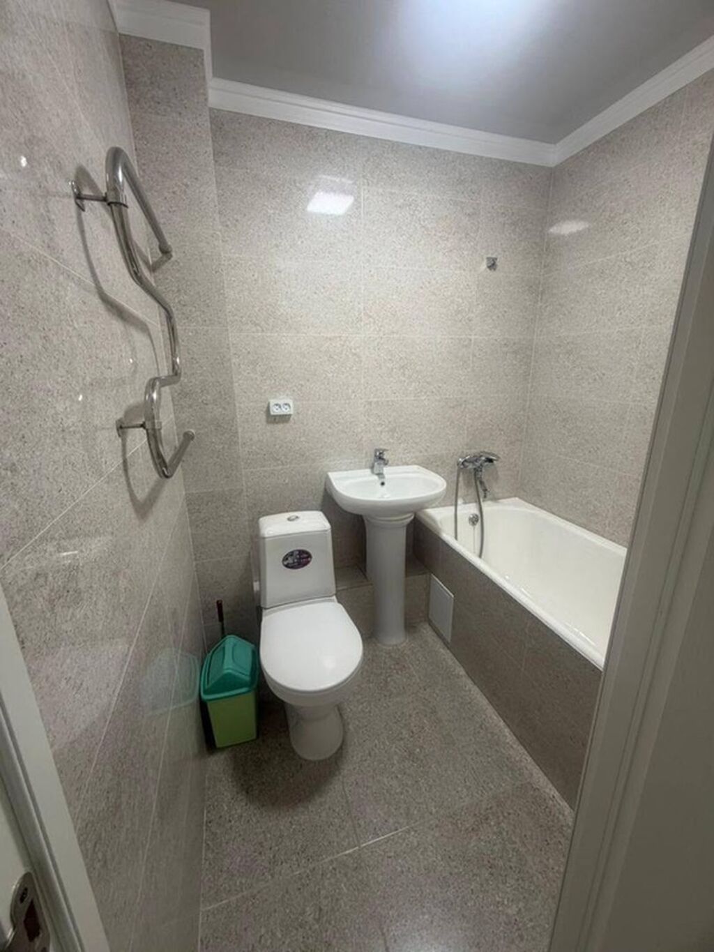 2 комнаты, 44 м², 104 серия, 1 этаж, Свежий ремонт: фото 4