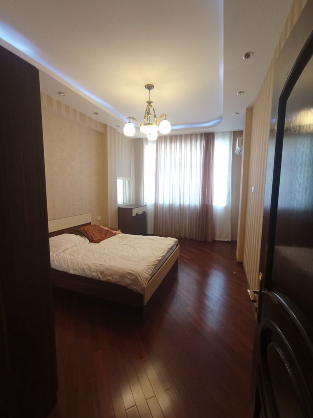 Elmlər Akademiyasında 2 otaqlı yeni tikili mənzil kirayə verilir, 110 m², 900 AZN/ay, şəkil 5 / 9